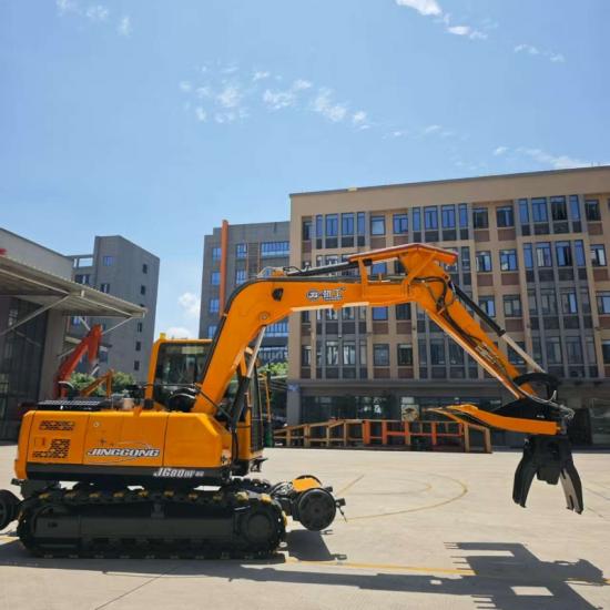 Railroad Pillow Changing Machine