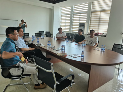 Pengarah Yang Changwen Quanzhou Sains dan Teknologi Biro dikunjungi syarikat kami untuk penyelidikan dan bimbingan!